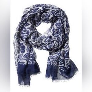 Banana Republic Blue and White Floral Scarf
